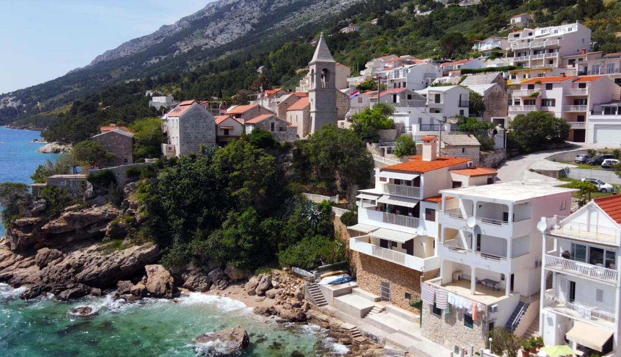 Apartments By The Sea Pisak, Omis - 1018 Екстериор снимка